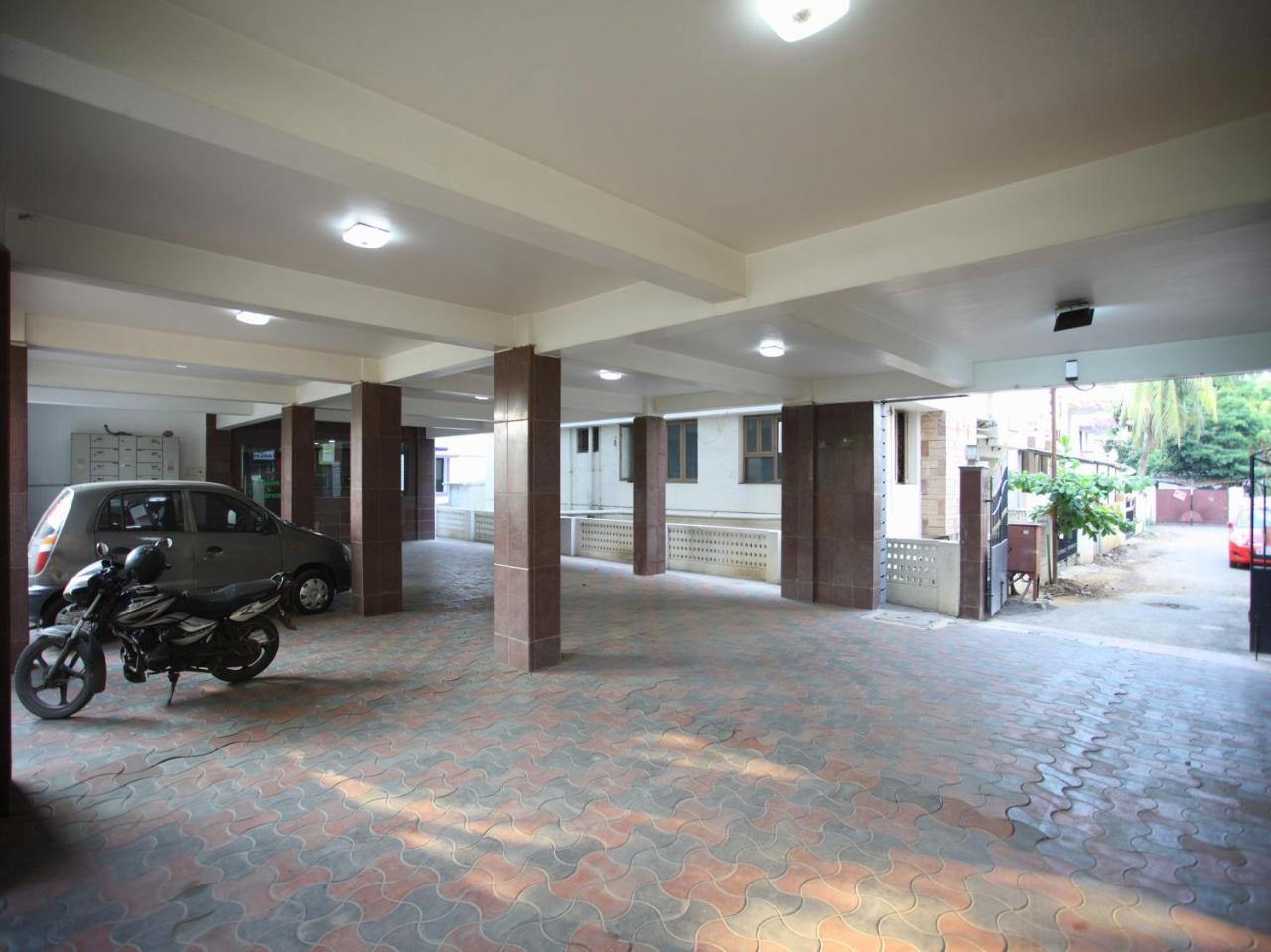 Oyo 10465 Koyambedu Chennai Ξενοδοχείο Εξωτερικό φωτογραφία